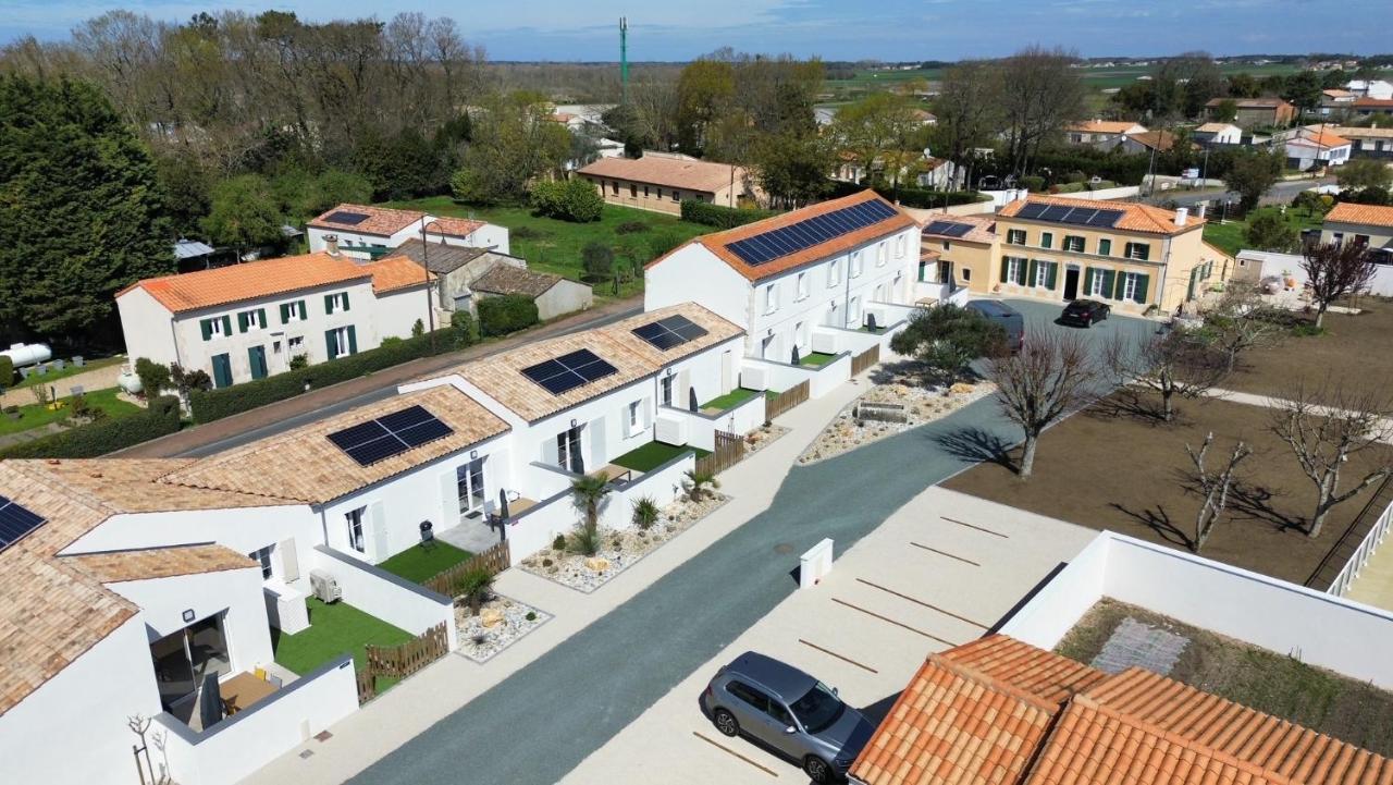 LE MOUSSE Maison avec piscine/parking/wifi/plages 5kms Les Mathes Extérieur photo