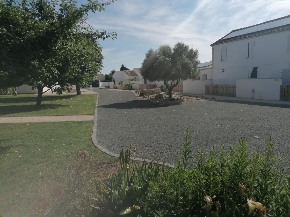 LE MOUSSE Maison avec piscine/parking/wifi/plages 5kms Les Mathes Extérieur photo