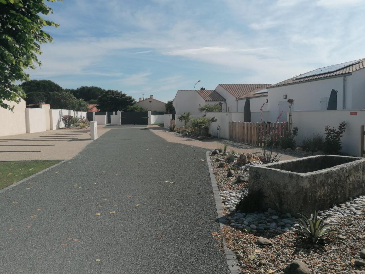 LE MOUSSE Maison avec piscine/parking/wifi/plages 5kms Les Mathes Extérieur photo